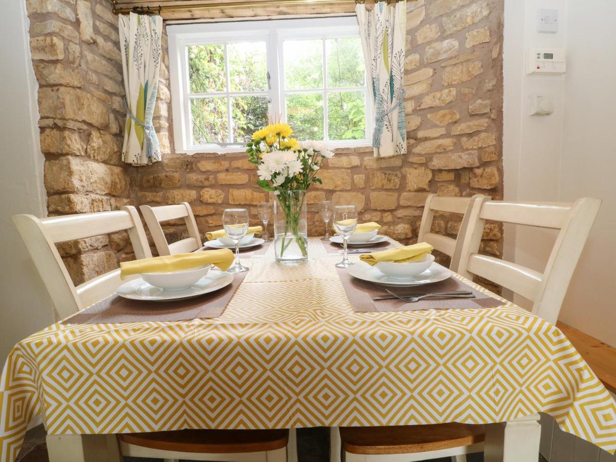 Tuesday Cottage Bourton-on-the-Water Buitenkant foto