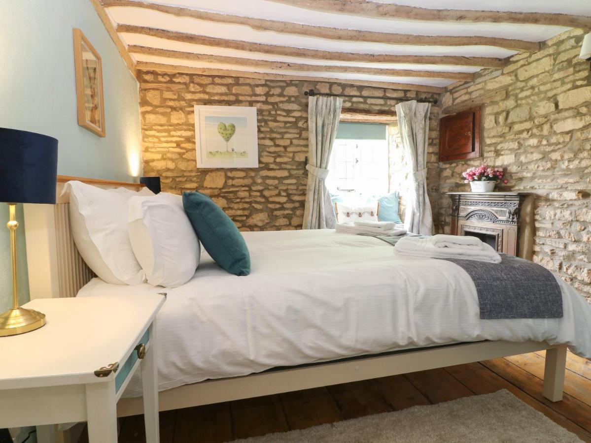 Tuesday Cottage Bourton-on-the-Water Buitenkant foto