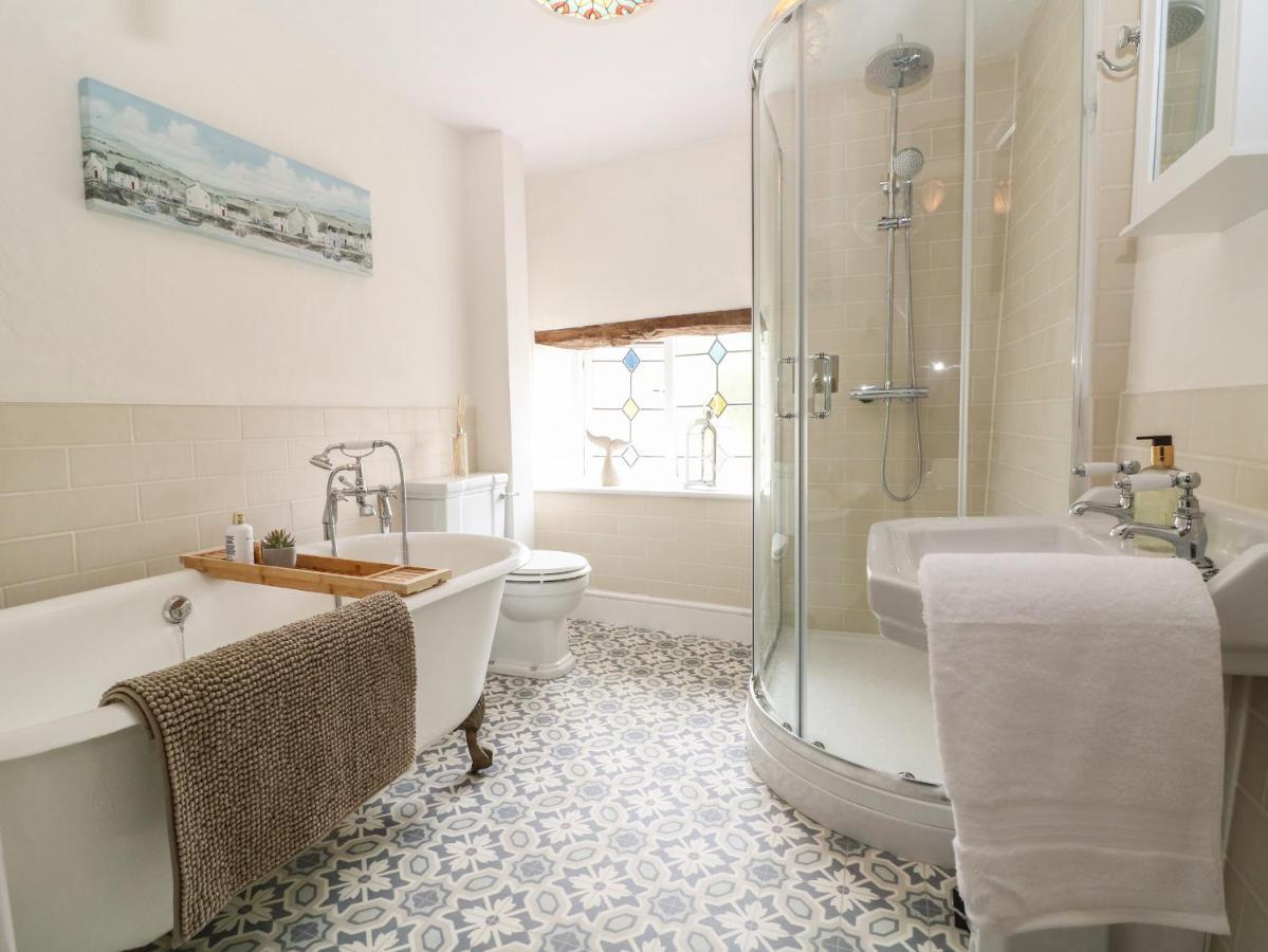 Tuesday Cottage Bourton-on-the-Water Buitenkant foto