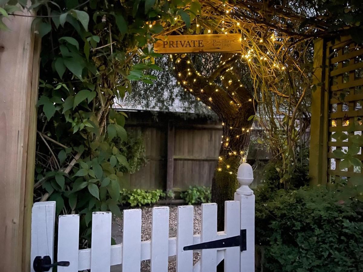 Tuesday Cottage Bourton-on-the-Water Buitenkant foto